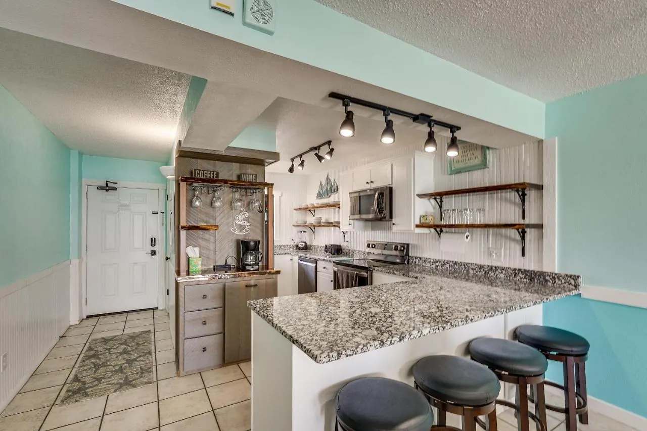 Apartment Panama City Beach Condo With Community Pool, Hot Tub United States