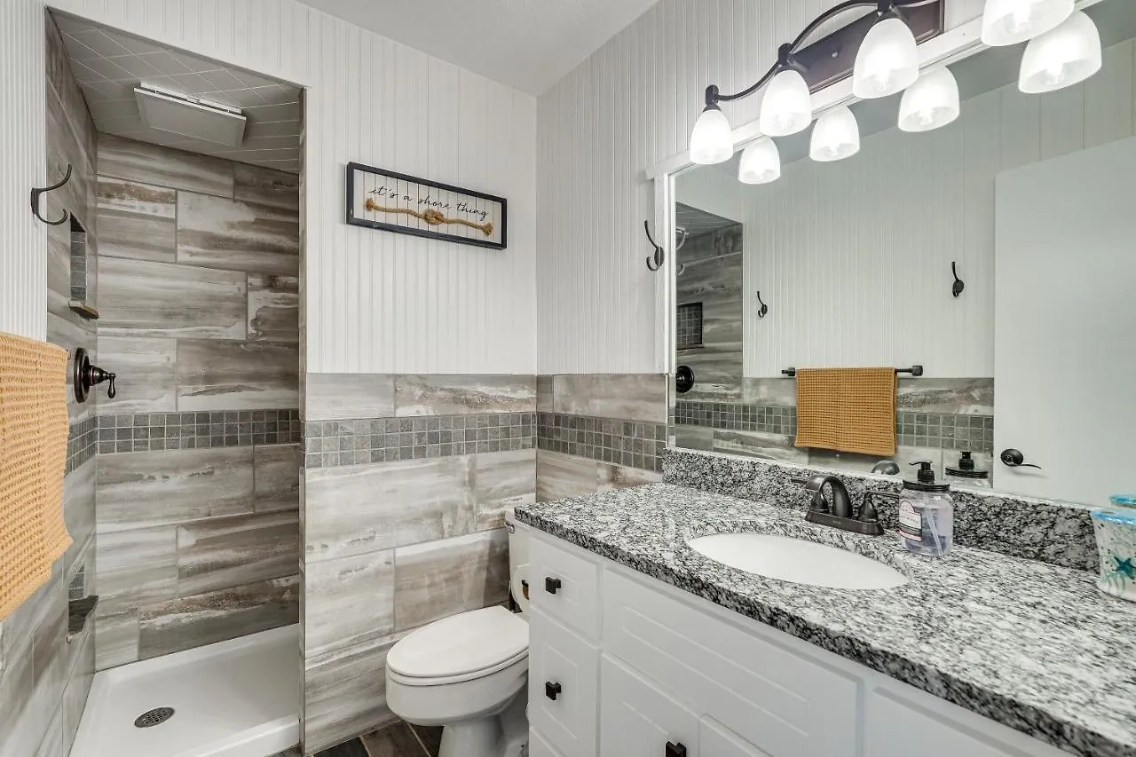 Panama City Beach Condo With Community Pool, Hot Tub Apartment Panama City Beach