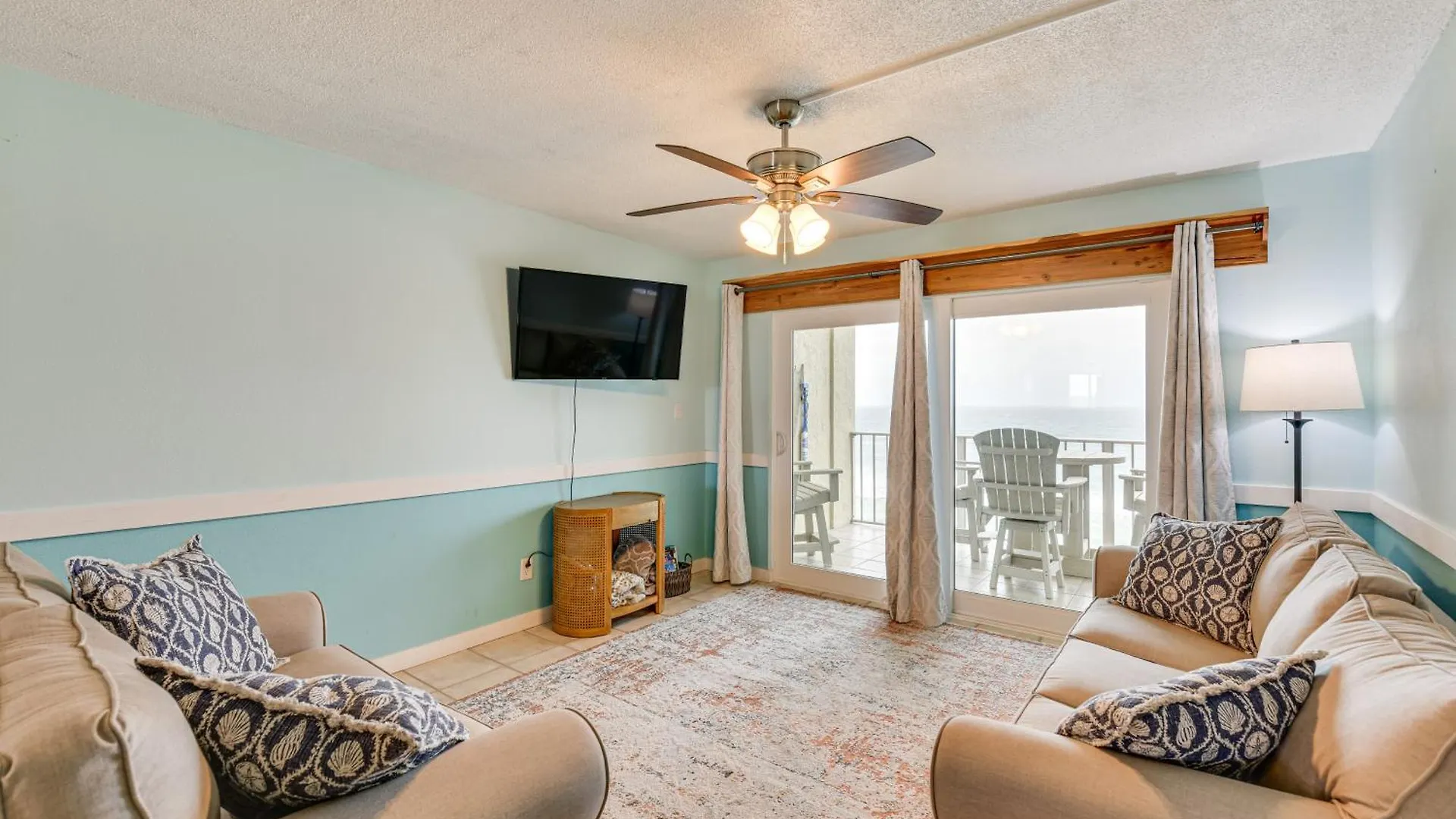 Apartment Panama City Beach Condo With Community Pool, Hot Tub United States